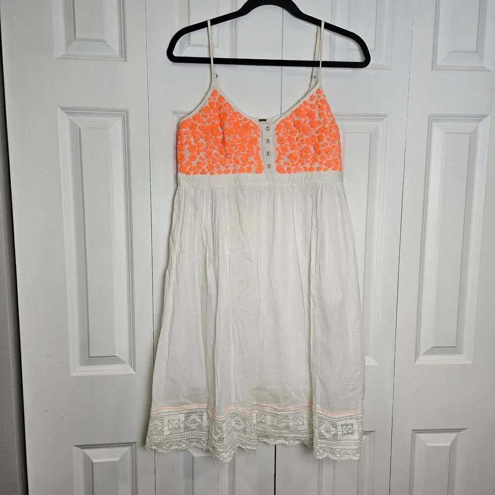 Free People India Gauze Cloud Watching Dress Pockets Embroidered Flowers - Picture 1 of 11